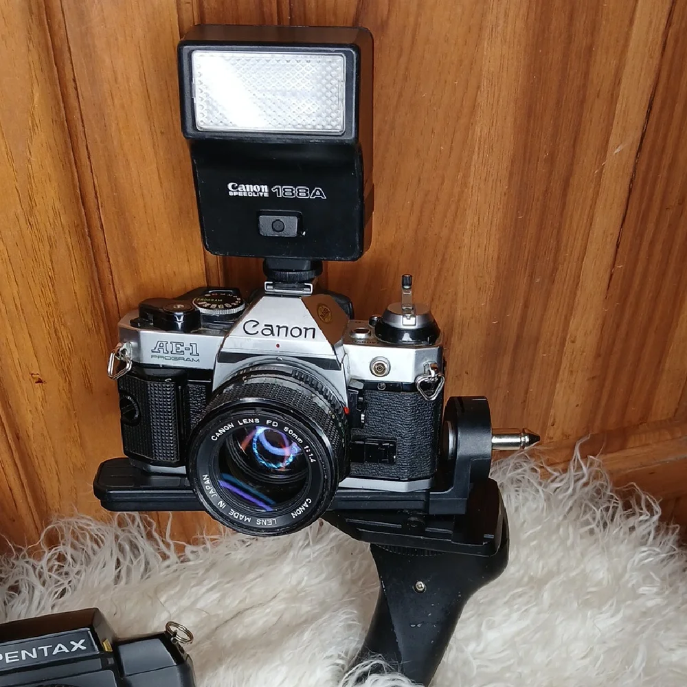Canon and Pentax Digital Cameras(3) Set -